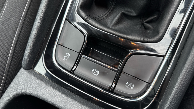 Skoda Karoq 1.0 TSI SE Drive 5dr Petrol Estate